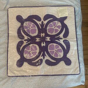 HILO HATTIE HAWAIIAN QUILT Turtle HANDMADE WHITE Purple THROW PILLOWCASE COVER